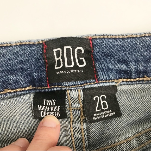 URBAN OUTFITTERS BDG Twig High Rise Raw Hem Jeans - Picture 8 of 8